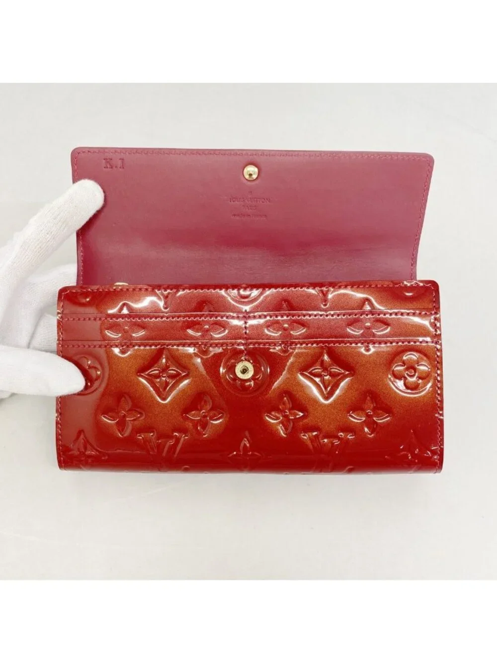 Louis Vuitton Wallet Vernis Portefeuille Sarah Pomme D'amour
